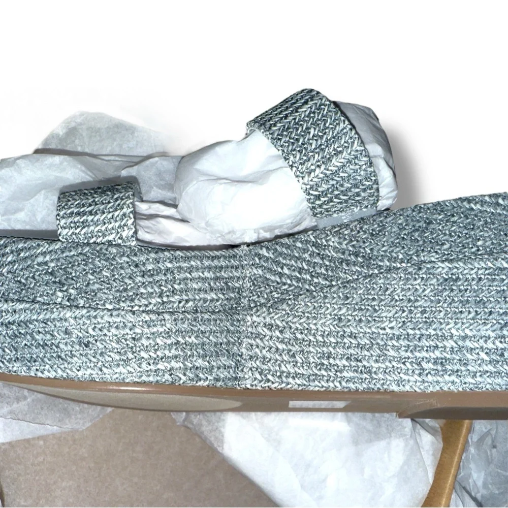 Steve Madden Light Blue Textured Platform Sandals NWT - Picture 4 of 12